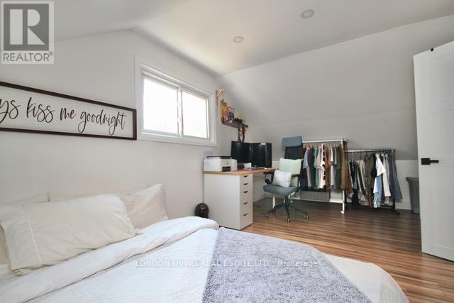 Photo 14 of 217 Giles Street, London East ON