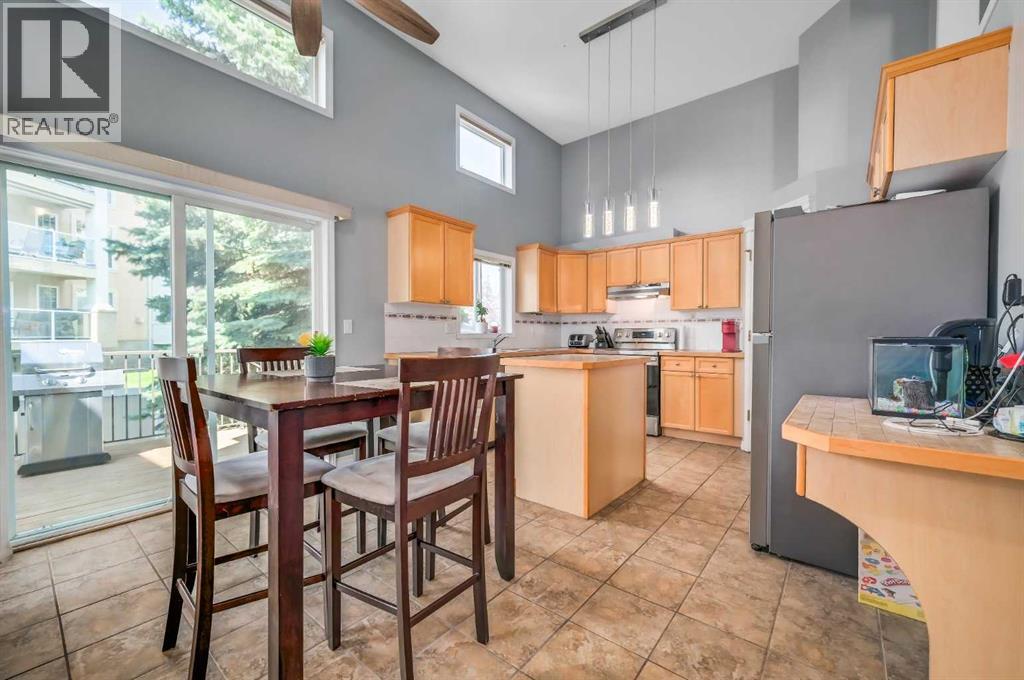 Single Family House 4 Level for Sale in  Country Hills Cove NW Country Hills Calgary 