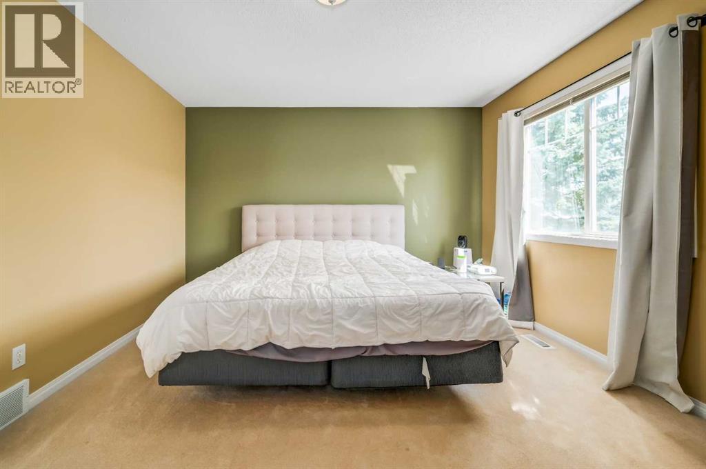 Single Family House 4 Level for Sale in  Country Hills Cove NW Country Hills Calgary 