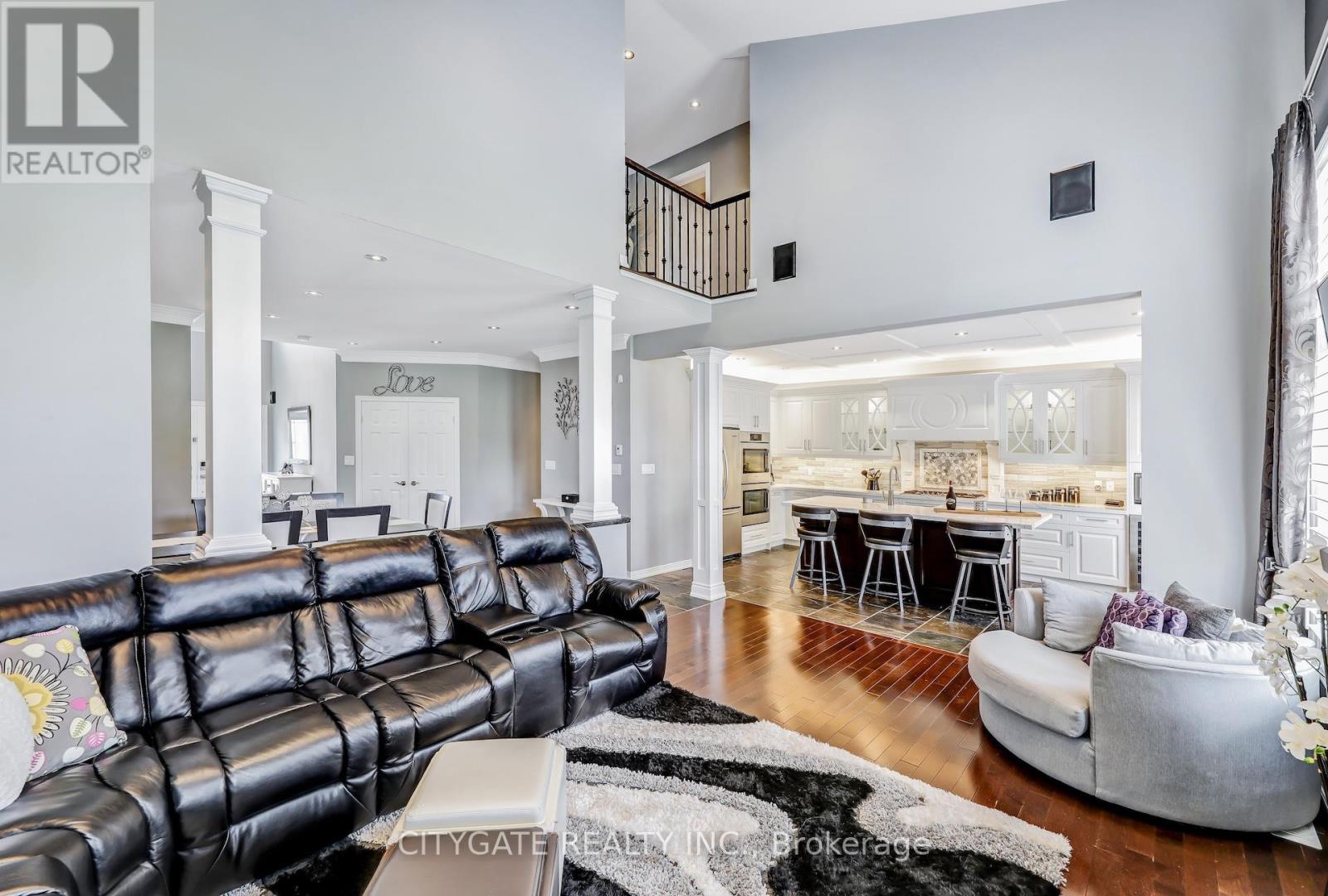 Photo 15 of 24 Simpson Avenue, Hamilton ON