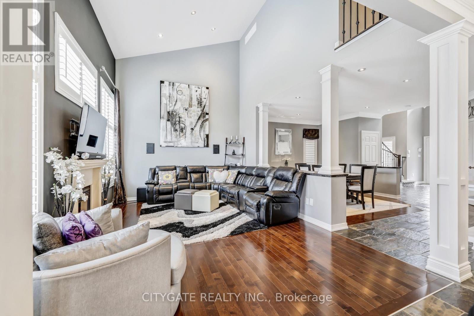 Photo 19 of 24 Simpson Avenue, Hamilton ON