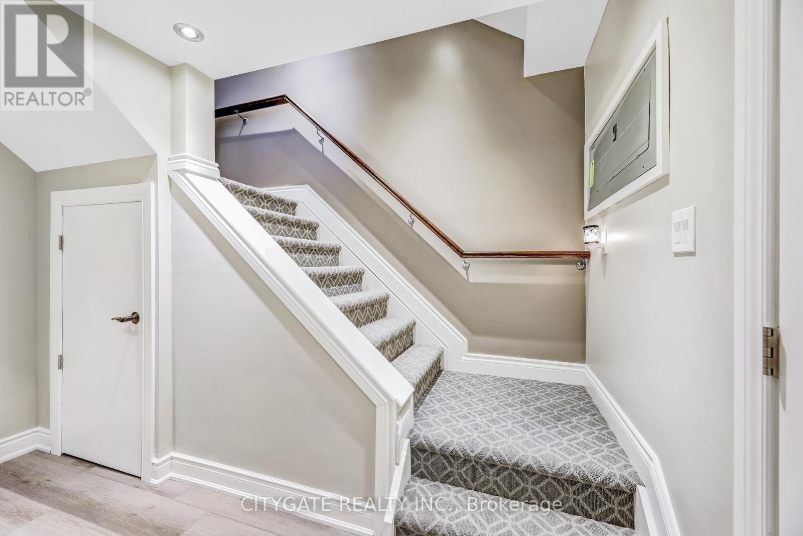 Photo 35 of 24 Simpson Avenue, Hamilton ON