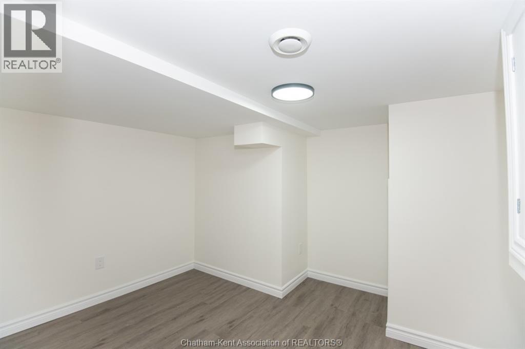 Photo 21 of 74 St Michael Avenue, Chatham ON