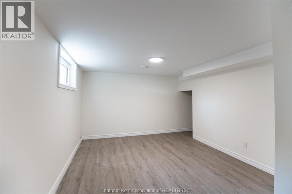 Photo 27 of 74 St Michael Avenue, Chatham ON