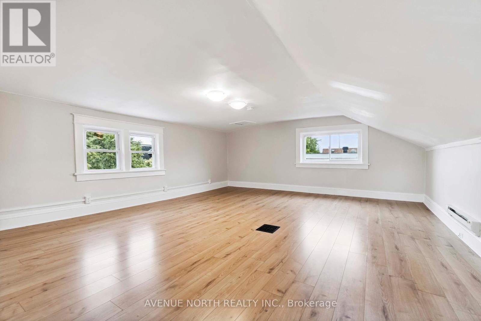 Photo 14 of 169 Arlington Avenue, Ottawa ON