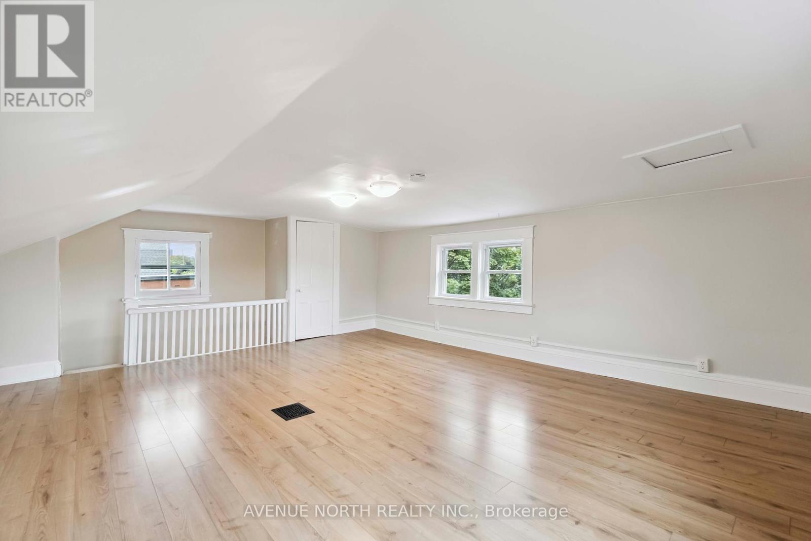 Photo 32 of 169 Arlington Avenue, Ottawa ON