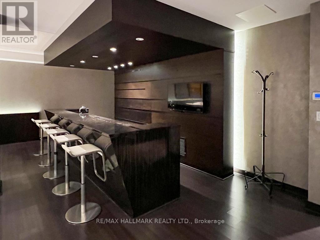 Photo 31 of 1003 478 King Street W, Toronto ON