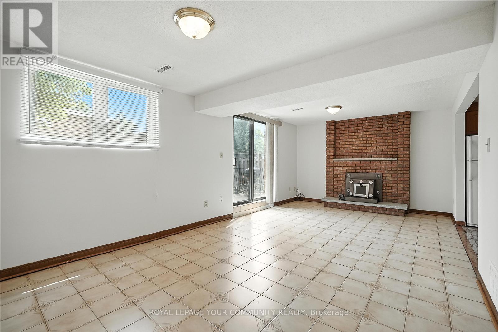 Photo 28 of 72 Fred Bland Crescent, Toronto ON