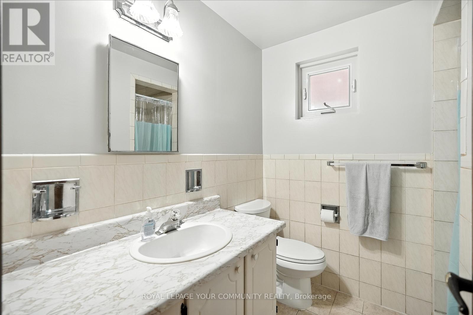 Photo 17 of 72 Fred Bland Crescent, Toronto ON