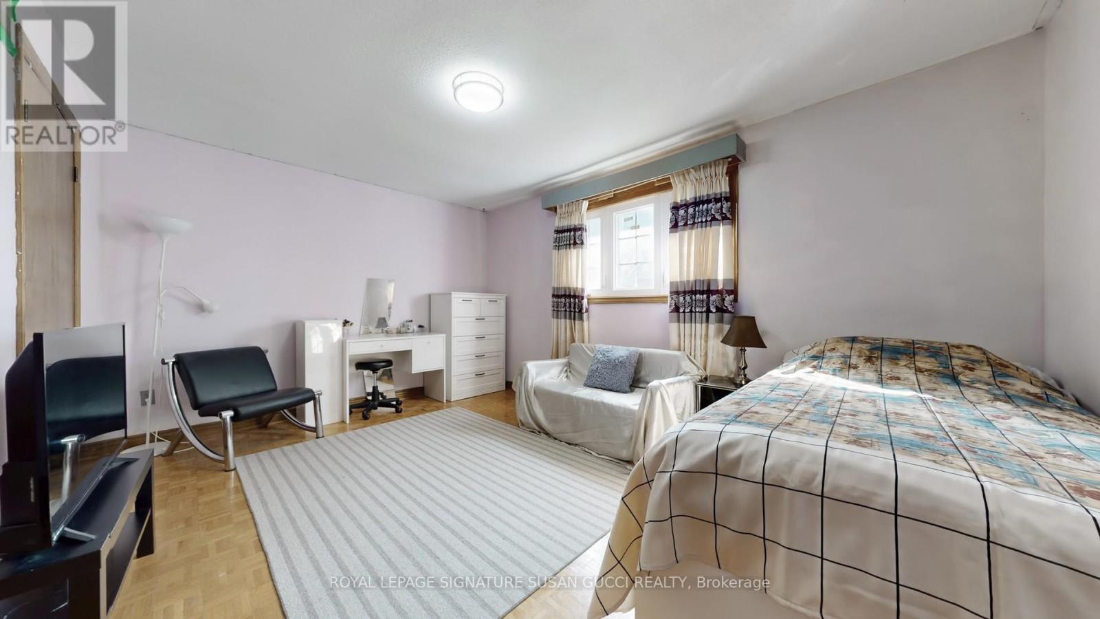 Photo 13 of 46 Albion Avenue, Toronto ON