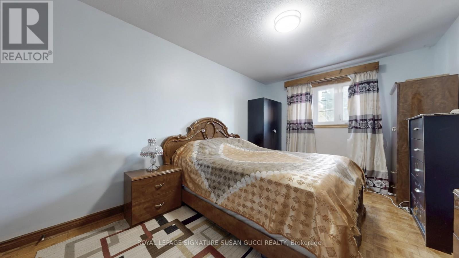 Photo 16 of 46 Albion Avenue, Toronto ON