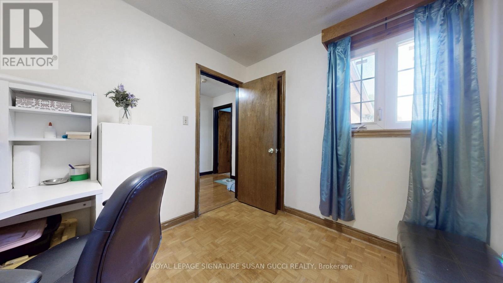 Photo 6 of 46 Albion Avenue, Toronto ON