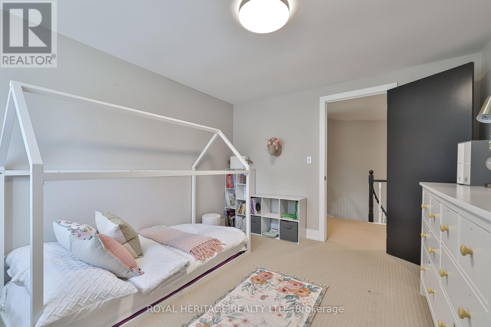 Photo 25 of 532 Powell Road, Whitby ON