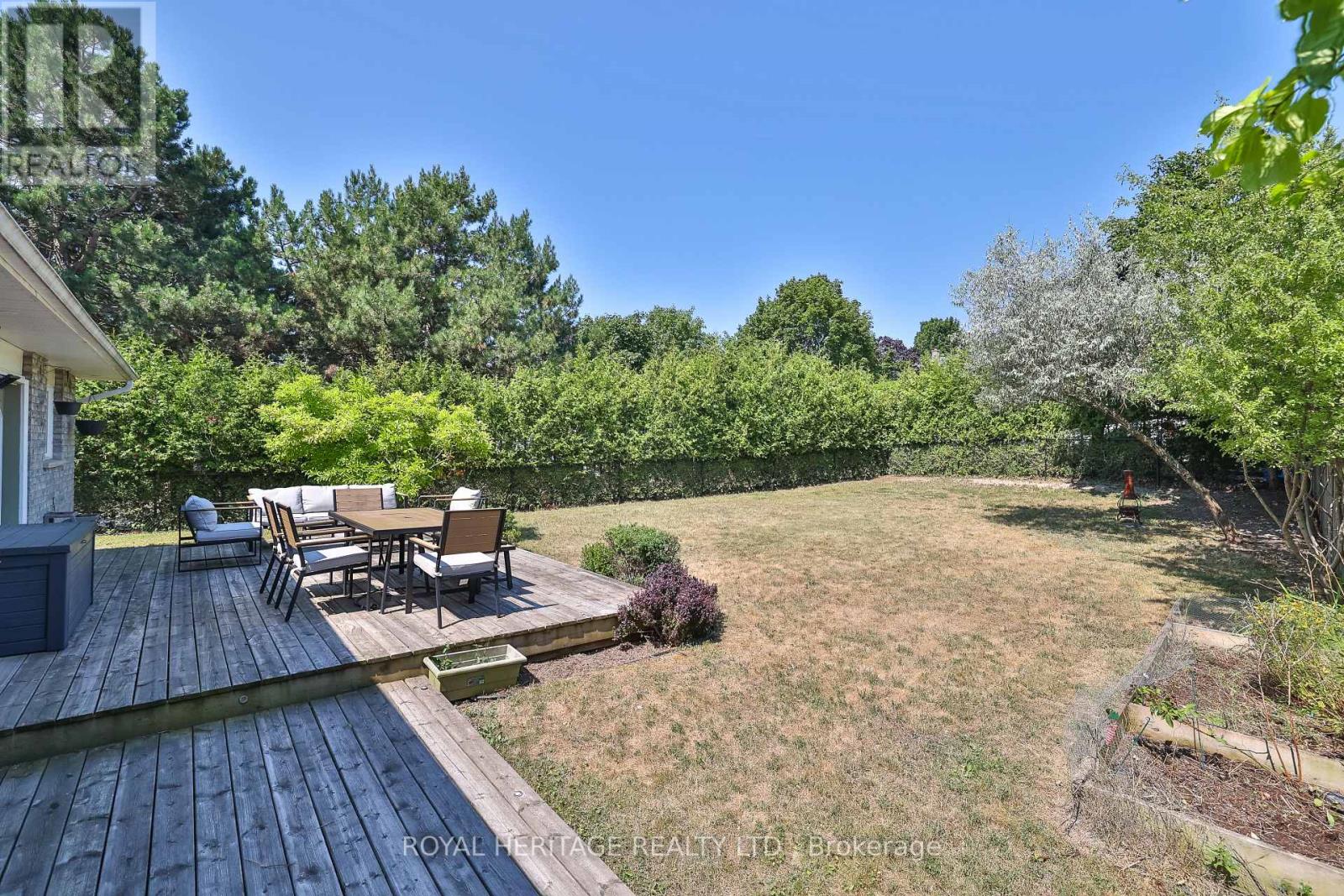 Photo 50 of 532 Powell Road, Whitby ON