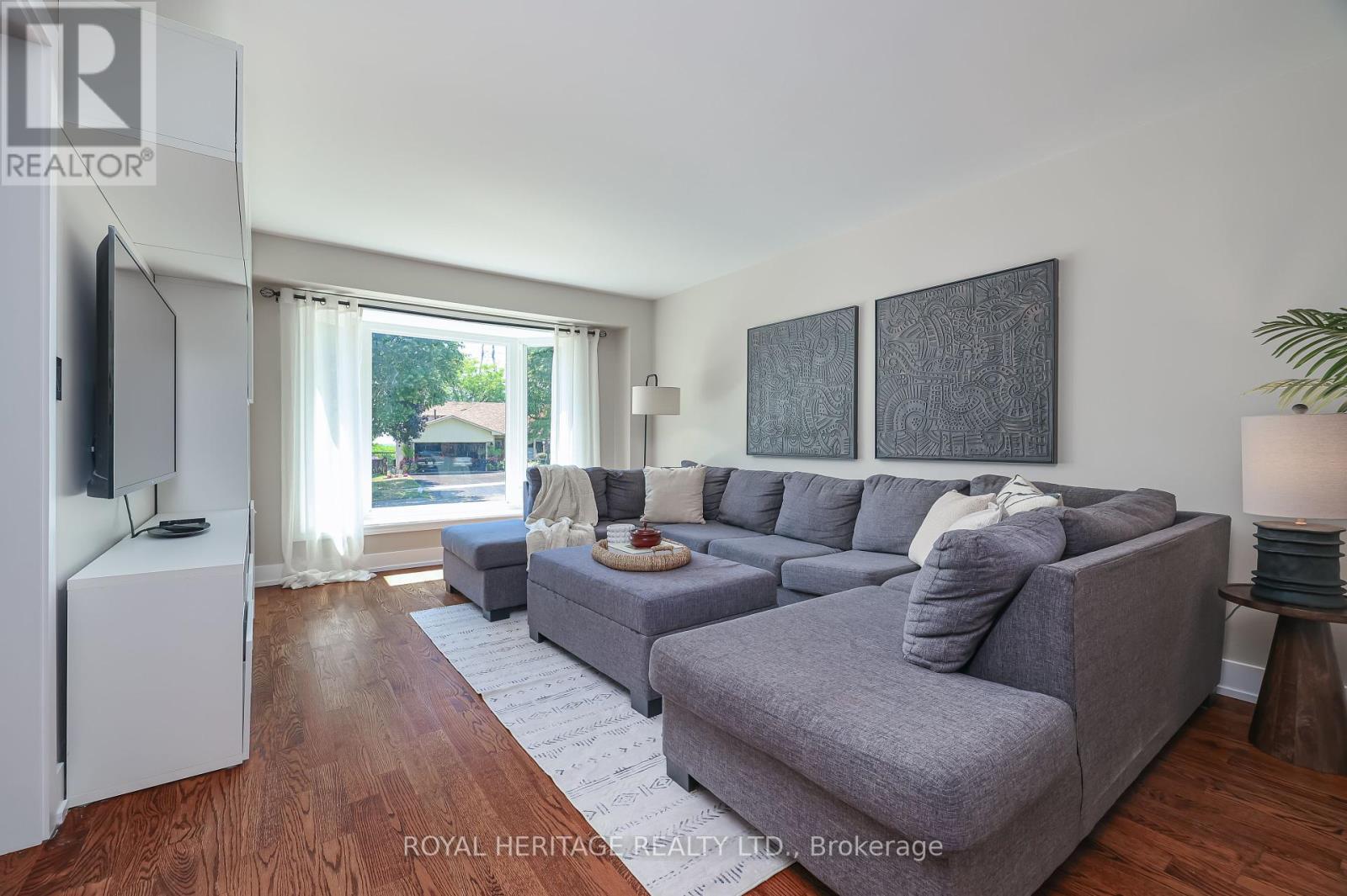 Photo 22 of 532 Powell Road, Whitby ON