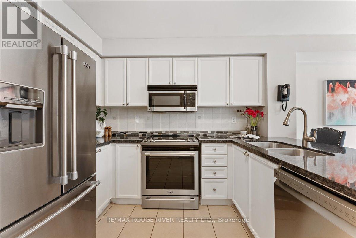 Photo 12 of 76 Merchants Avenue, Whitby ON