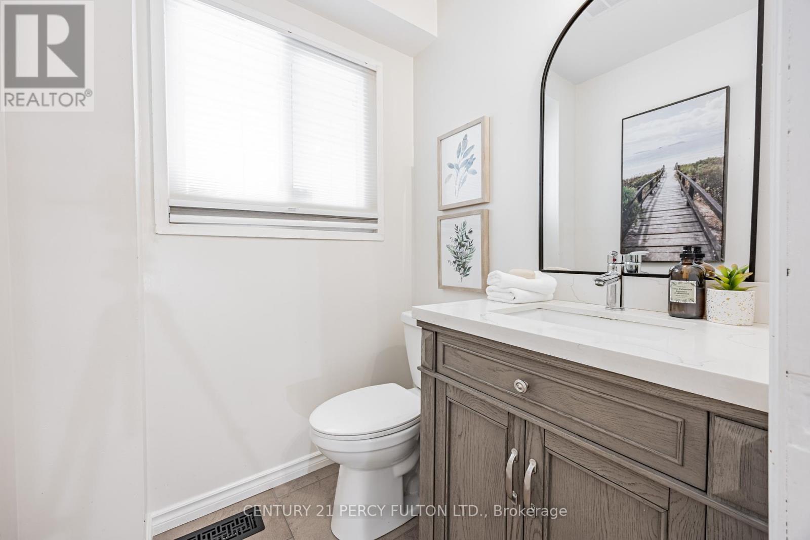 Photo 14 of 904 Somerville Street, Oshawa ON