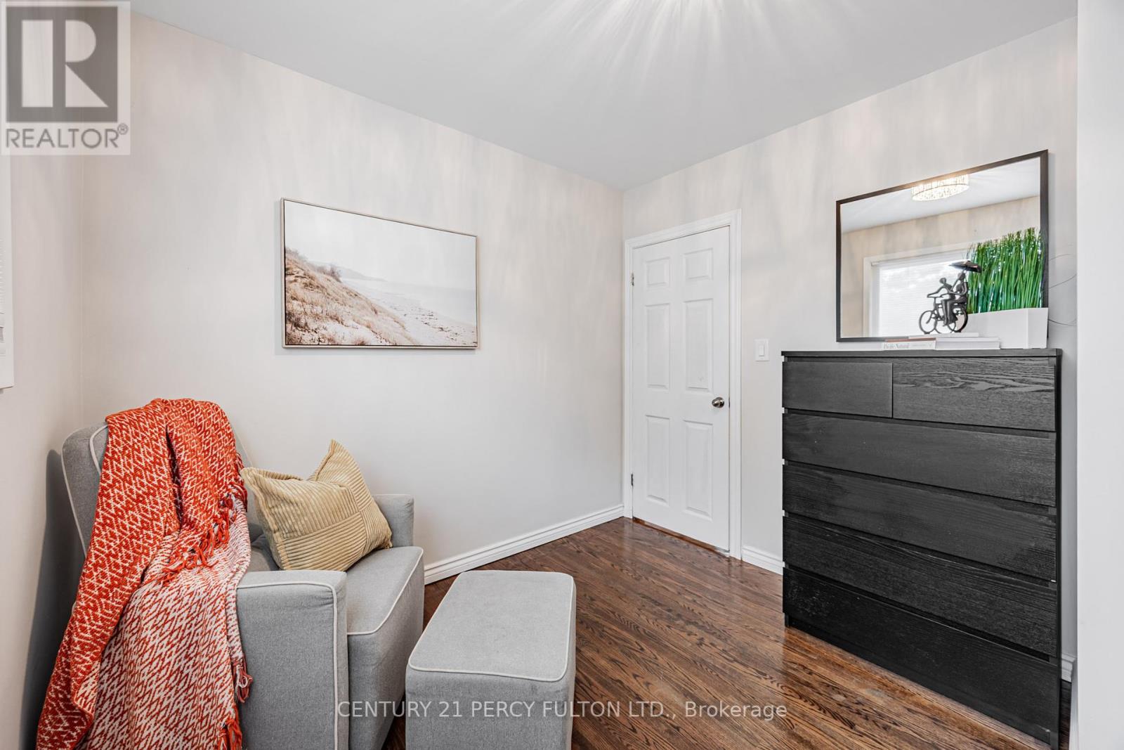 Photo 17 of 904 Somerville Street, Oshawa ON