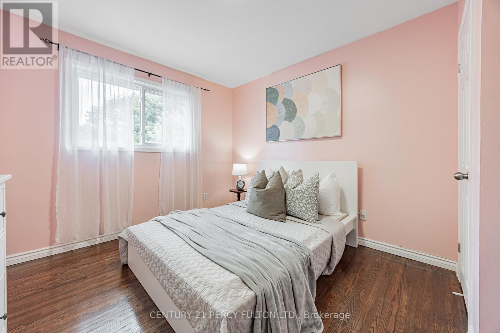 Photo 21 of 904 Somerville Street, Oshawa ON