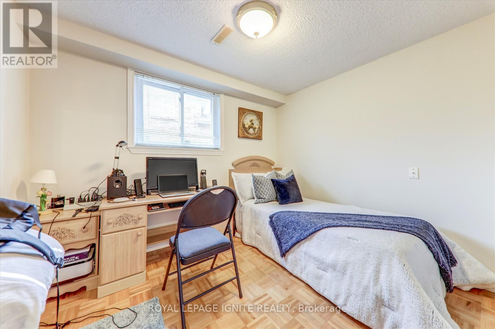 Photo 29 of 42 Fireside Drive, Toronto ON