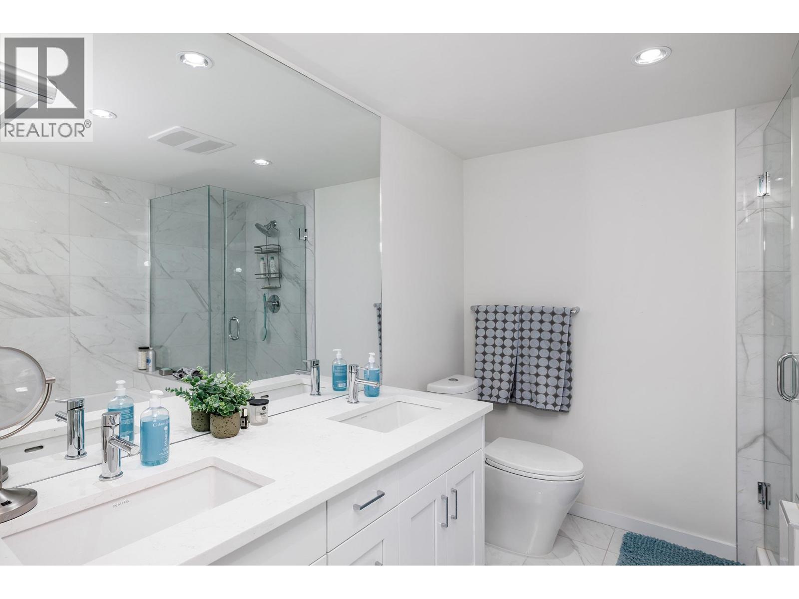 Photo 12 of 485 Groves Avenue Unit 607, Kelowna BC
