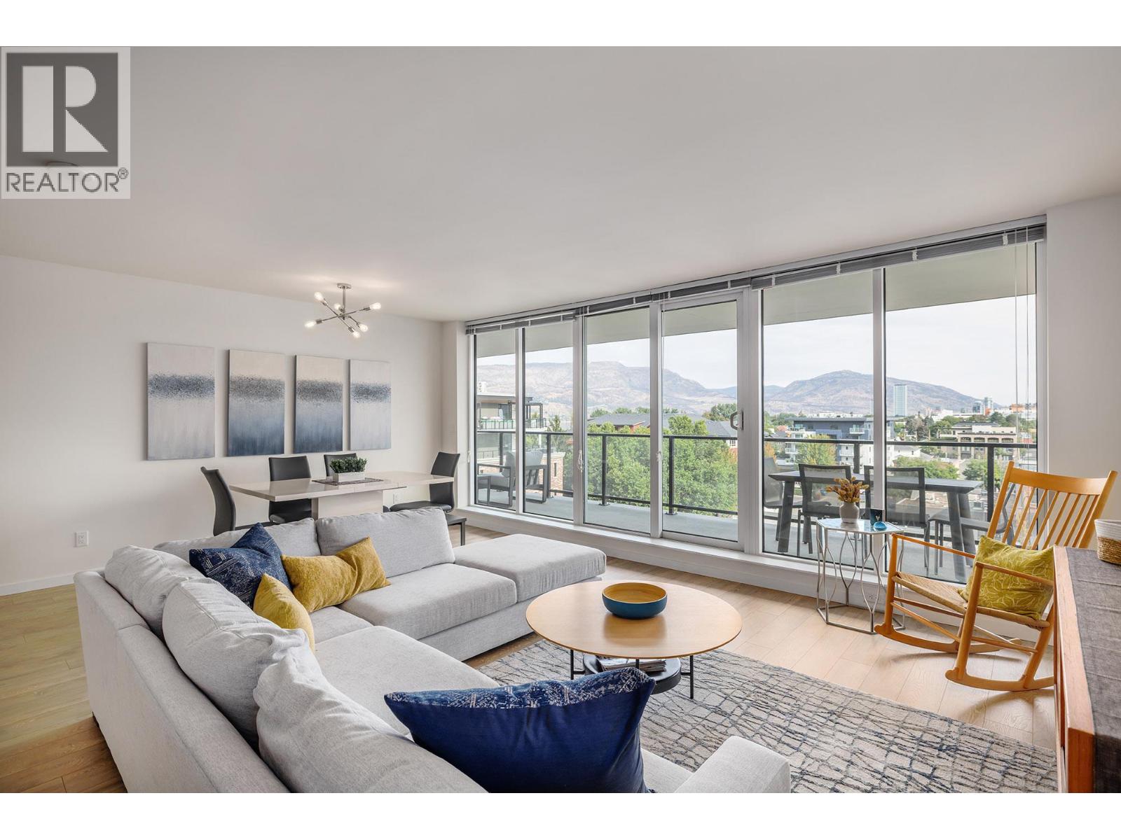 Photo 3 of 485 Groves Avenue Unit 607, Kelowna BC