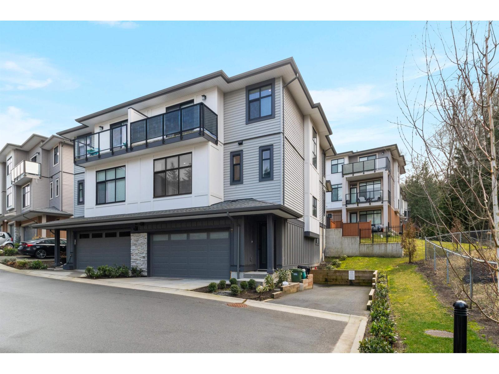 Photo 1 of 7 35810 Mckee Road, Abbotsford BC