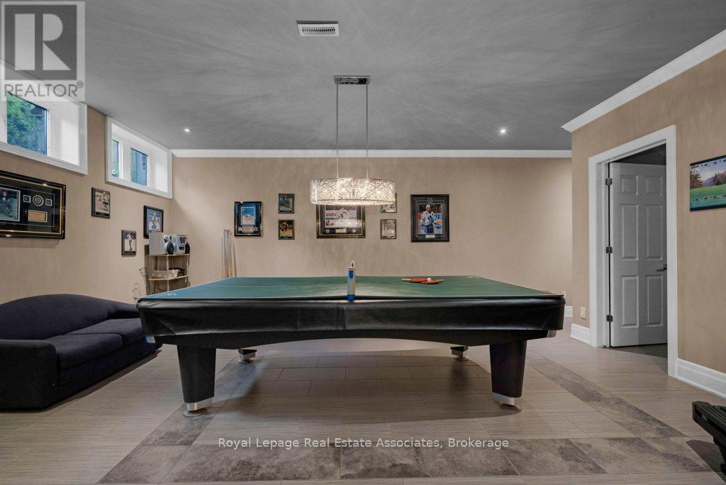 Photo 34 of 46 Scott Street, Brampton ON