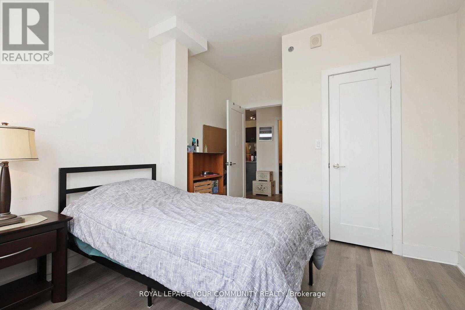 Photo 19 of 320 28 Prince Regent Street, Markham ON