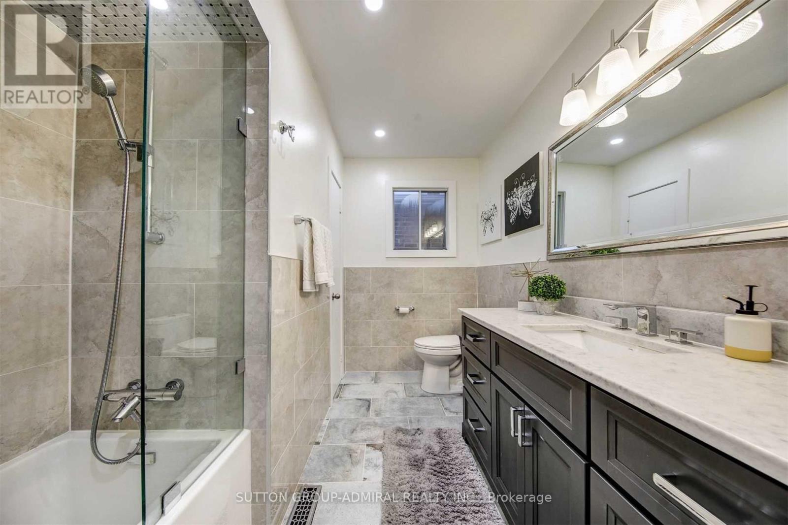 Photo 25 of Upper Level 113 Jaimie Road, Vaughan ON