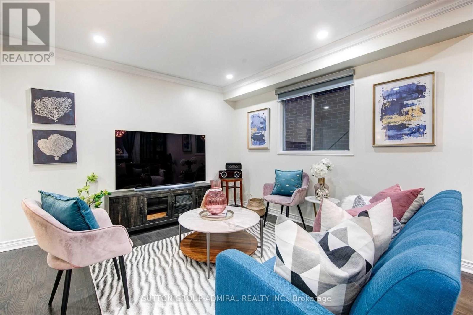 Photo 9 of Upper Level 113 Jaimie Road, Vaughan ON