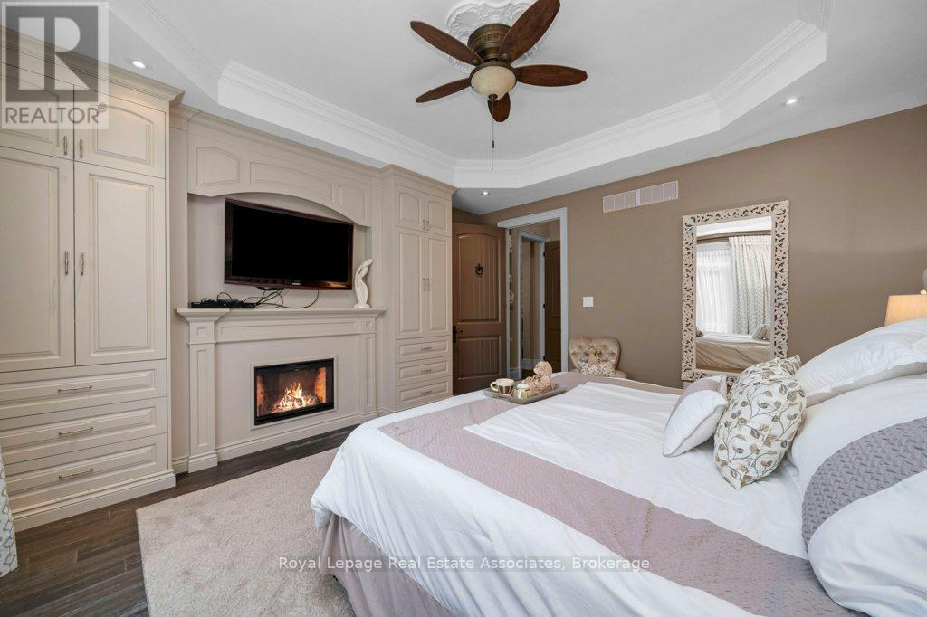 Photo 27 of 46 Scott Street, Brampton ON