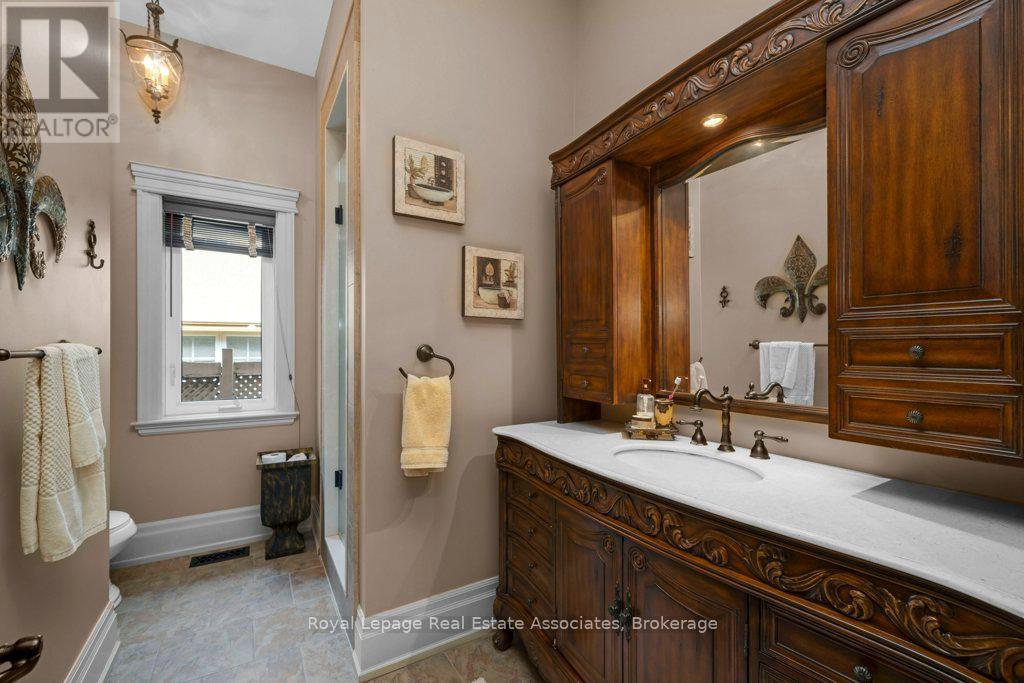 Photo 39 of 46 Scott Street, Brampton ON