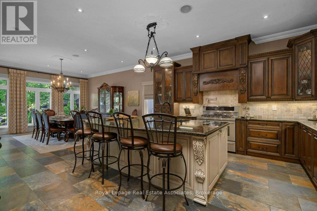 Photo 26 of 46 Scott Street, Brampton ON