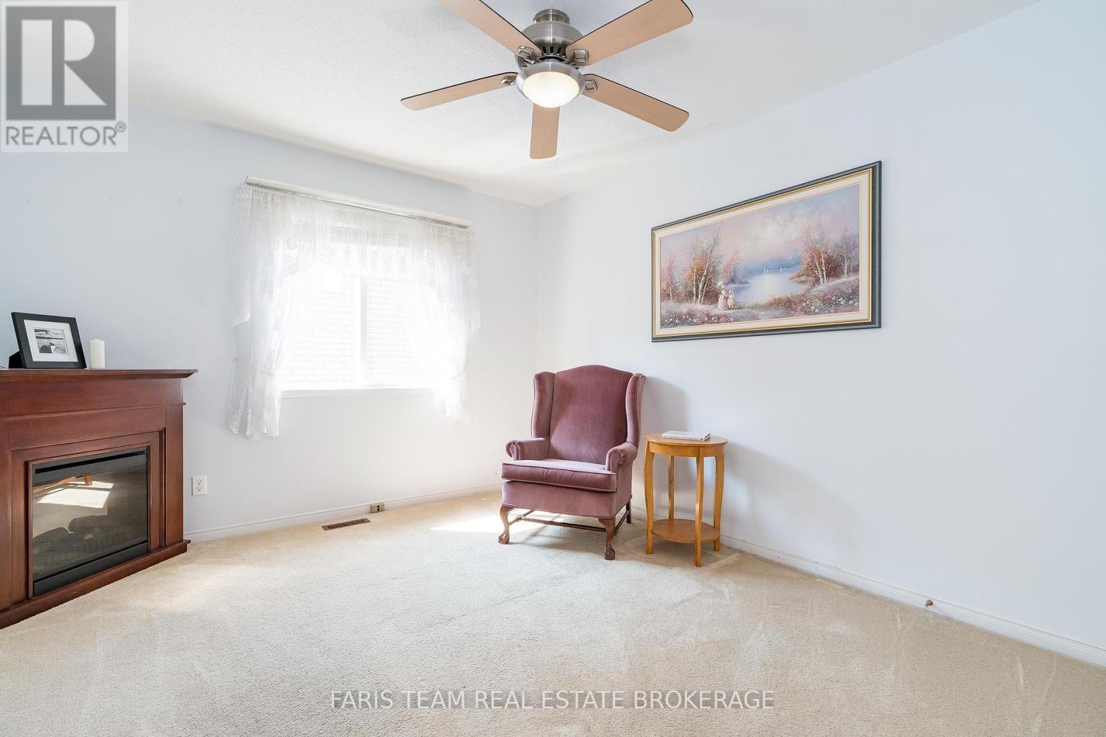 Photo 4 of 57 Rose Valley Way, Wasaga Beach ON