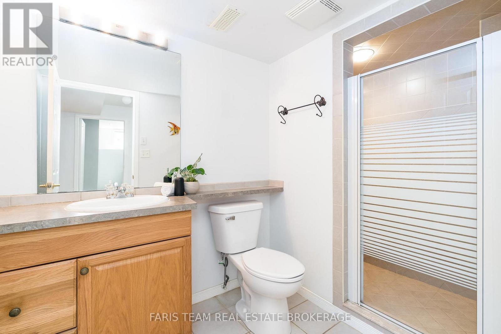 Photo 15 of 57 Rose Valley Way, Wasaga Beach ON