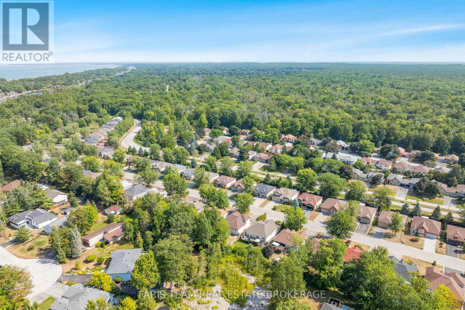 Photo 2 of 57 Rose Valley Way, Wasaga Beach ON