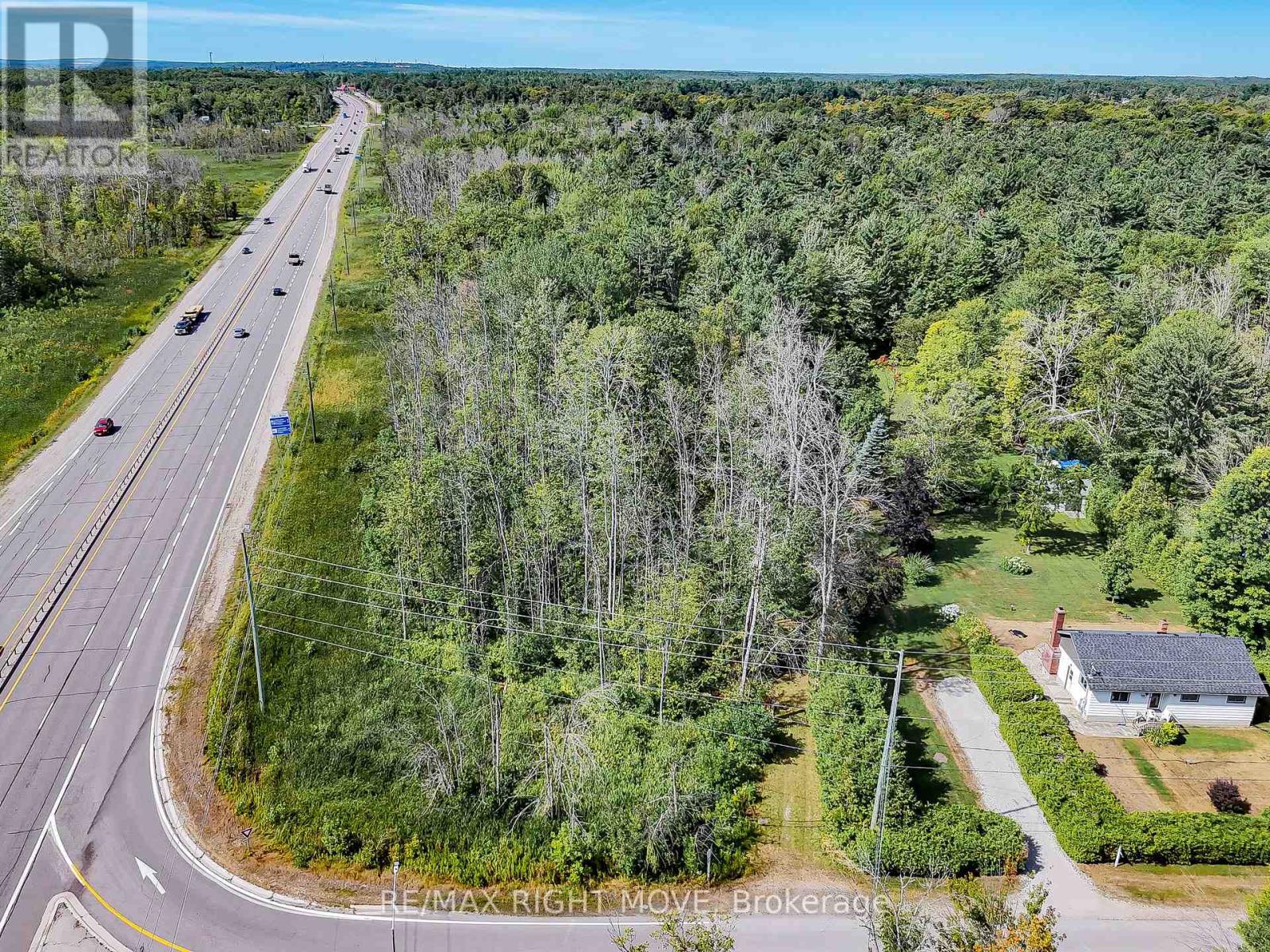 Photo 2 of 3040 Grass Lake Line, Severn ON