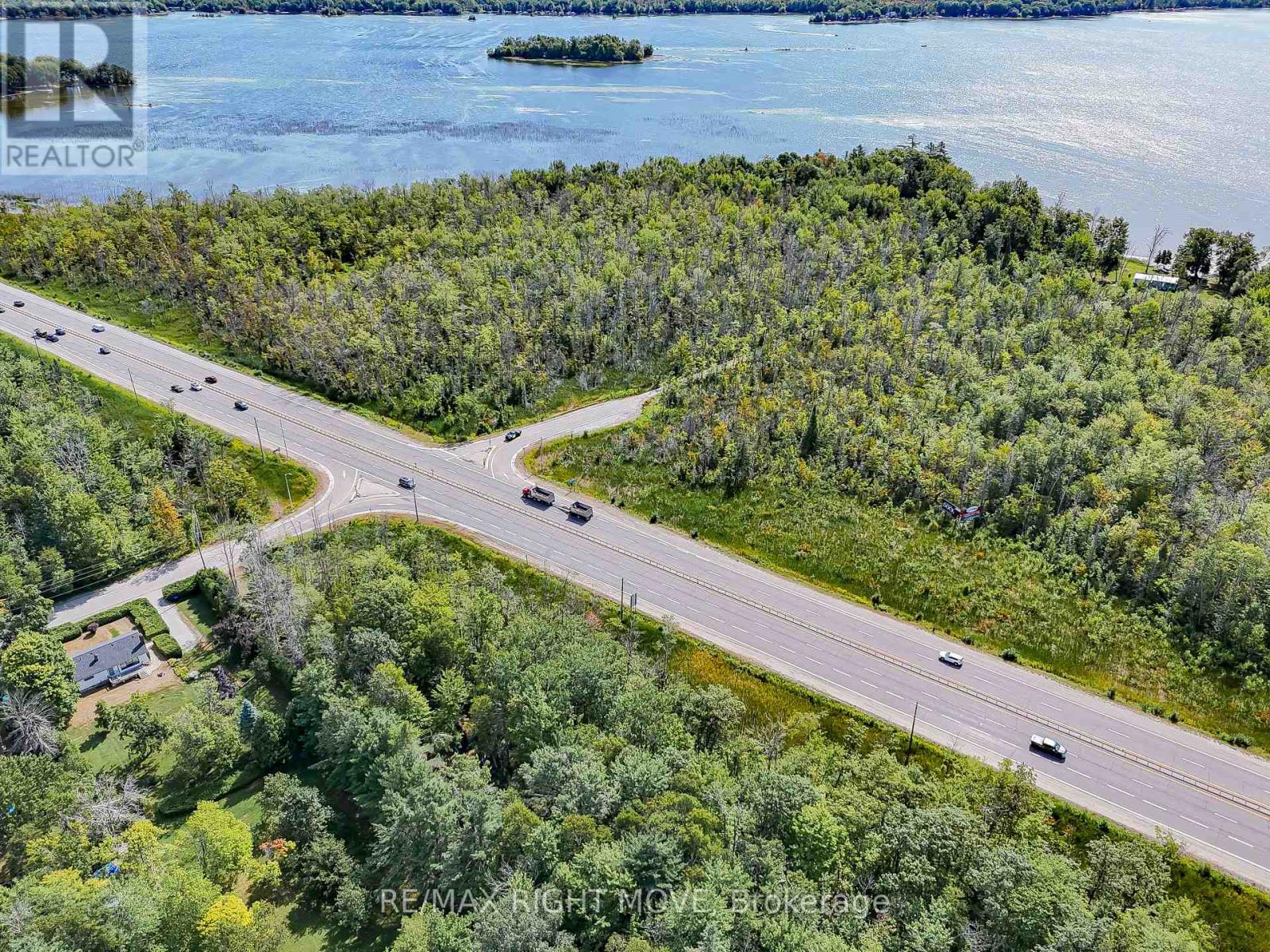 Photo 6 of 3040 Grass Lake Line, Severn ON