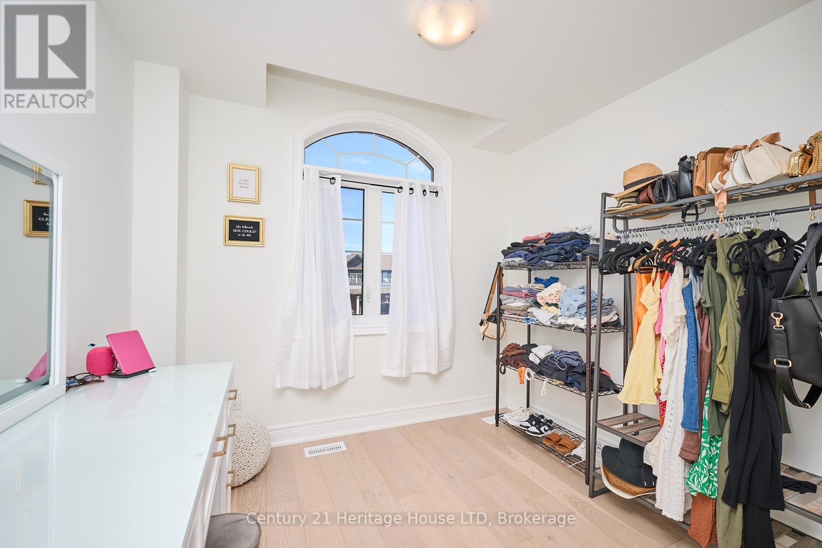 Photo 21 of 439 Viking Street, Fort Erie ON