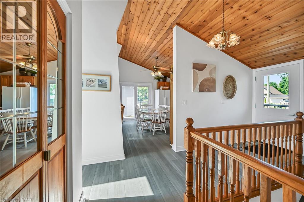 Photo 42 of 61 Horseshoe Bay Road, Dunnville ON