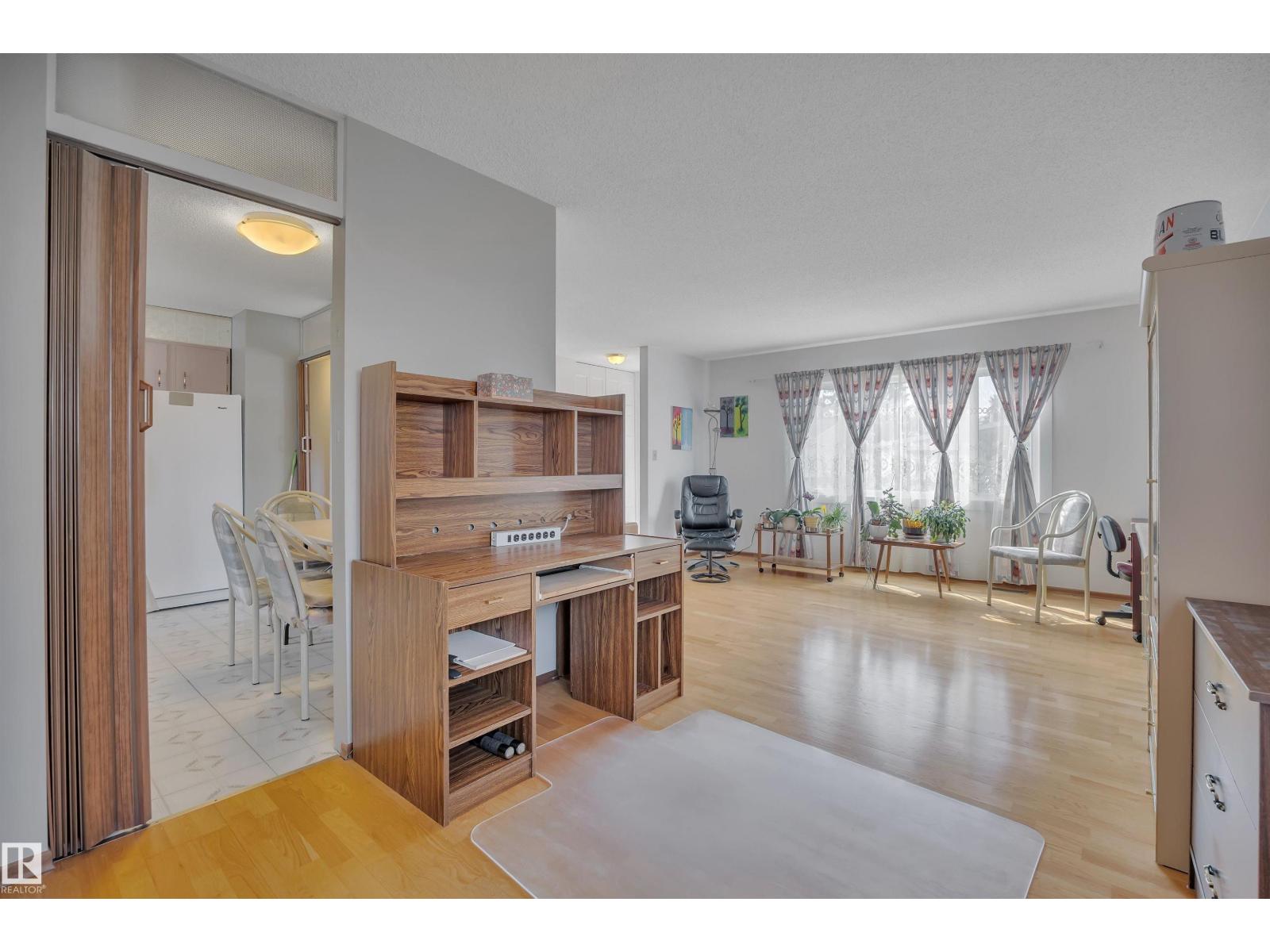 Photo 26 of 12220 156 Av Nw, Edmonton AB