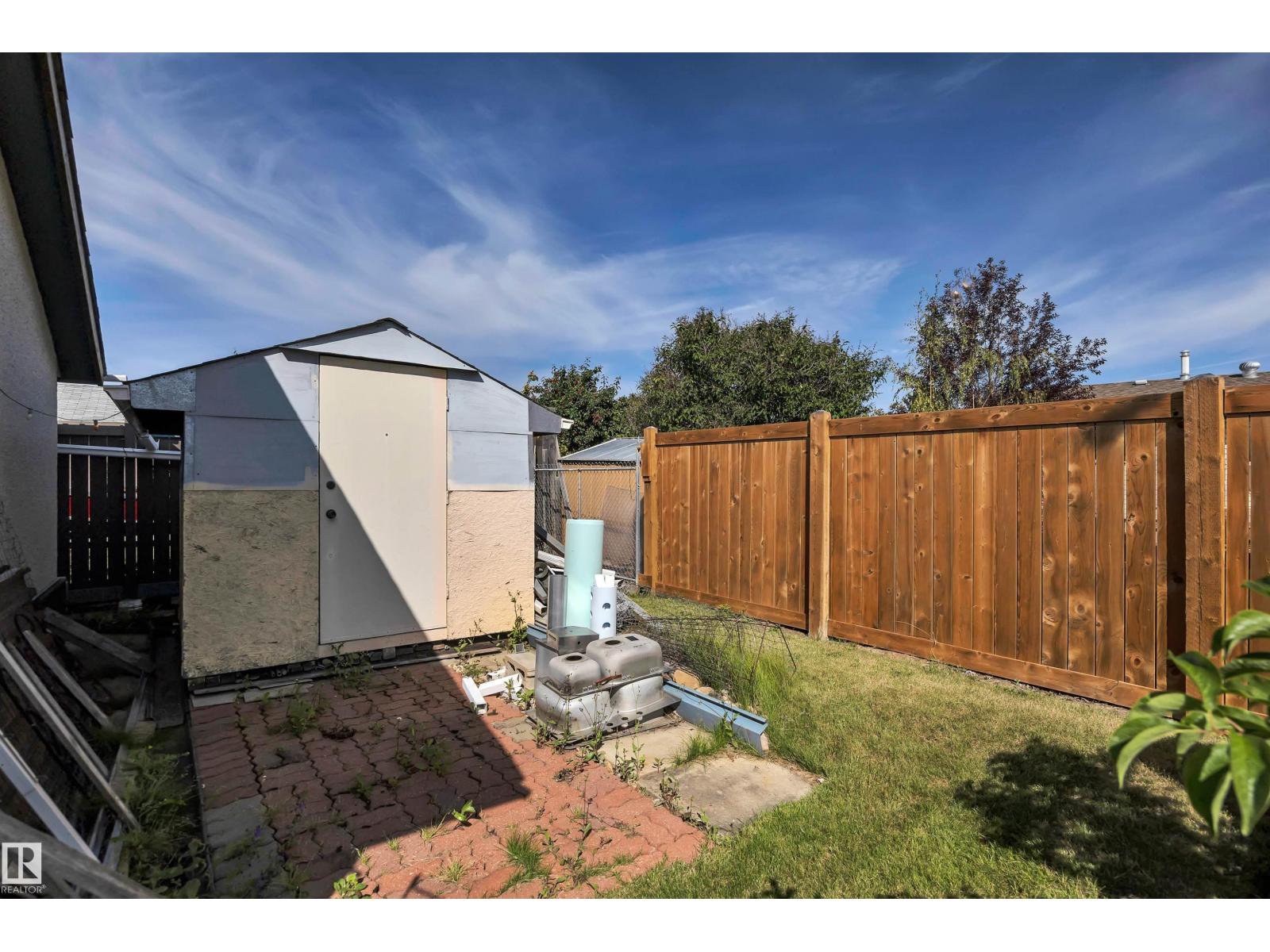 Photo 25 of 12220 156 Av Nw, Edmonton AB