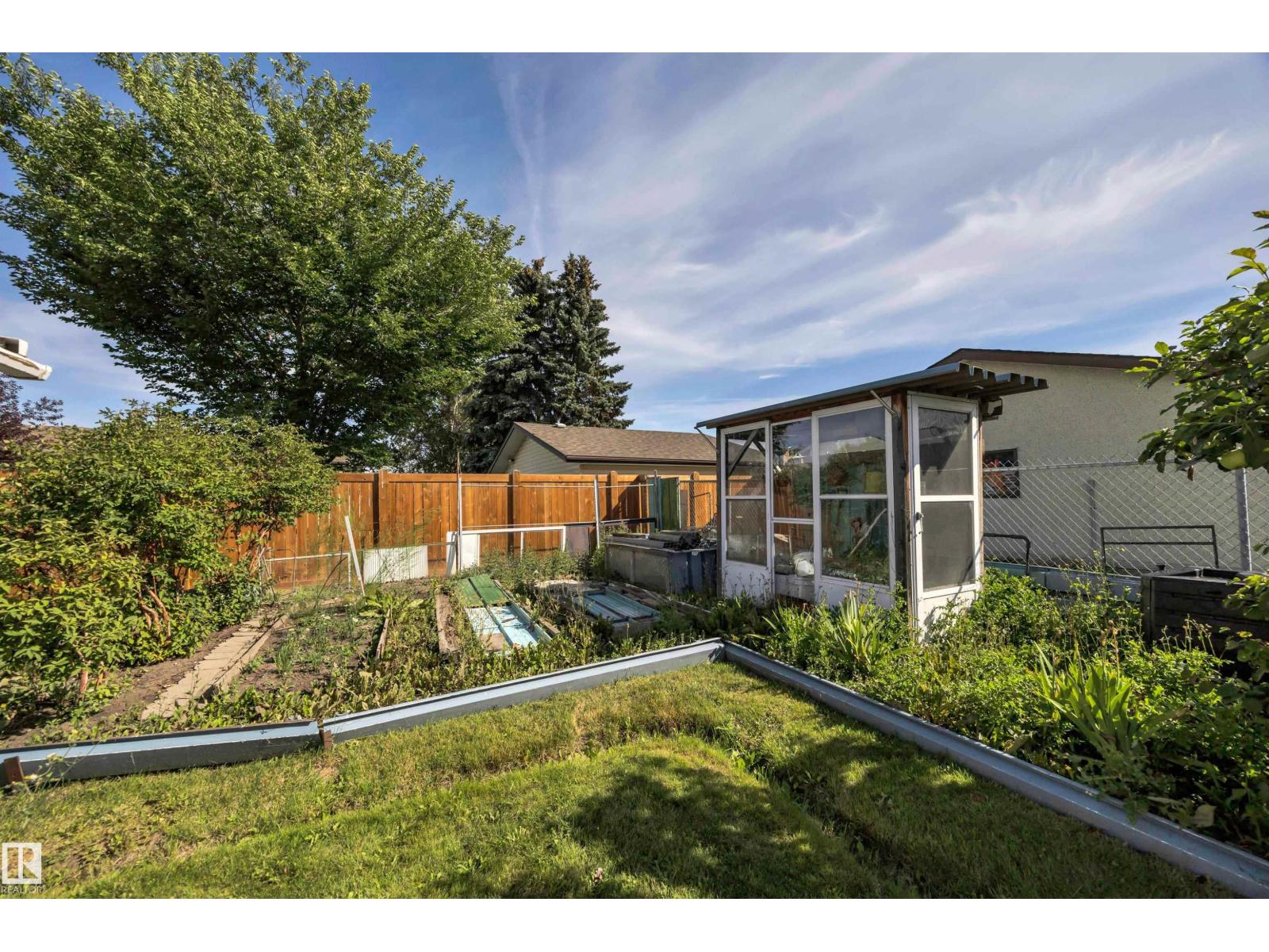 Photo 34 of 12220 156 Av Nw, Edmonton AB