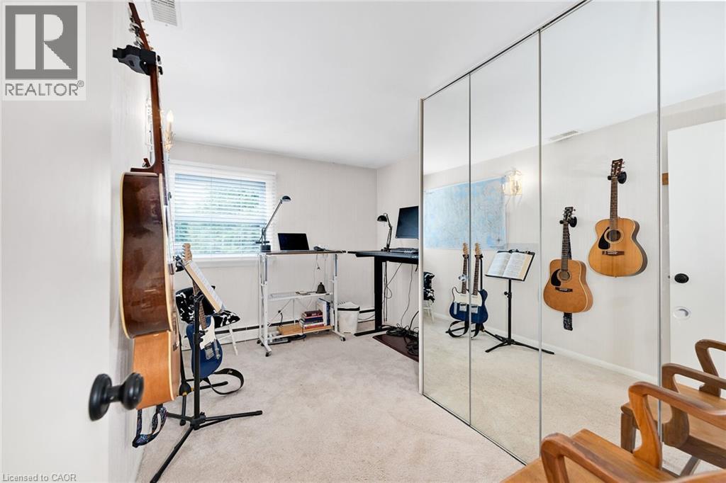 Photo 10 of 655 Gayne Boulevard, Burlington ON