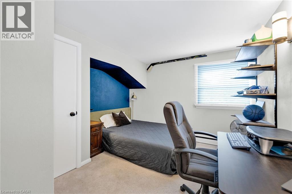 Photo 30 of 655 Gayne Boulevard, Burlington ON