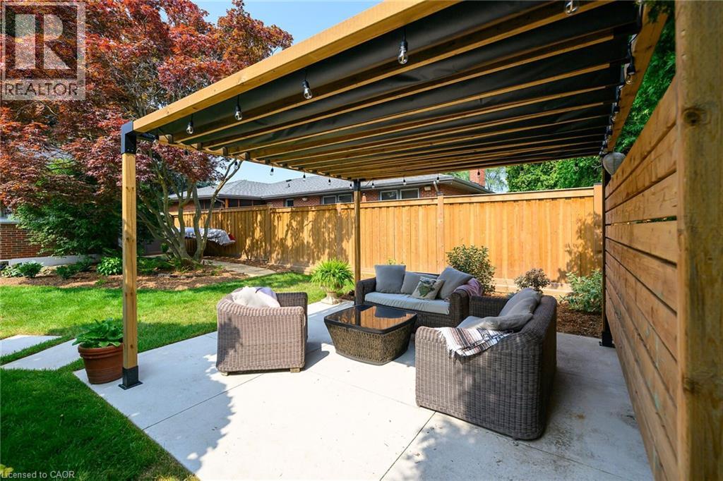 Photo 19 of 655 Gayne Boulevard, Burlington ON