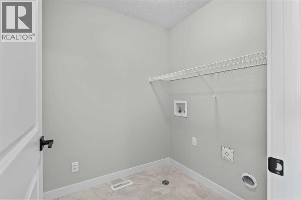 Photo 25 of 14926 24 Street Nw, Calgary AB