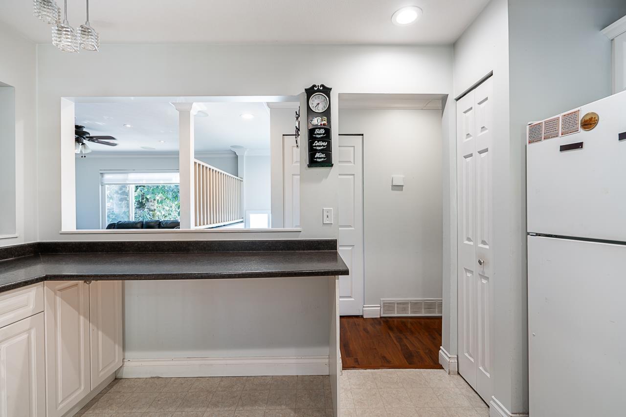 Photo 10 of 5886 184 A Street, Surrey BC