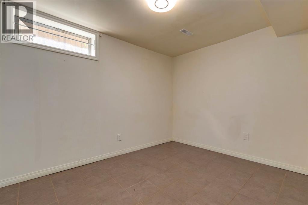 5531 Dalhart Hill NW, Calgary, Alberta